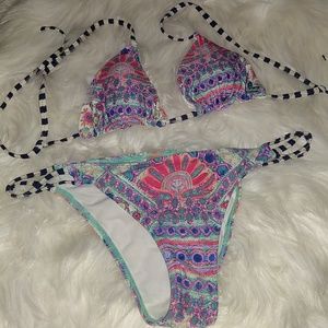 Billa bong 2 piece. New no tags! Runs small!